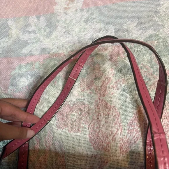 Coach Peyton Bag - Picture 2 of 7